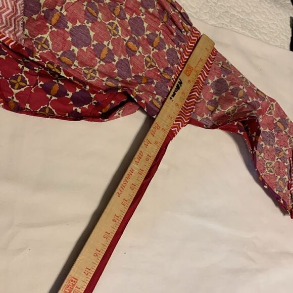 Simply Envogue pocketed apron with scalloped bottom.  See all photos - Picture 8 of 10